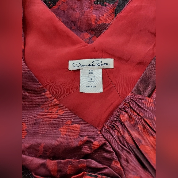 *$4,300 OSCAR DE LA RENTA RED PURPLE FLORAL BEAD JAQUARD RUNW DRESS M - Picture 7 of 12